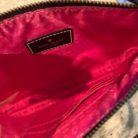 Kate Spade ♠️ small purse - Picture 3 of 6
